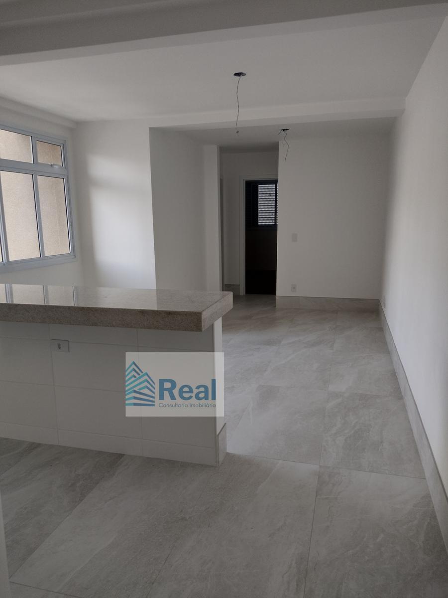 Apartamento, Santa Efigênia, 2 Quartos, 2 Vagas, 1 Suíte