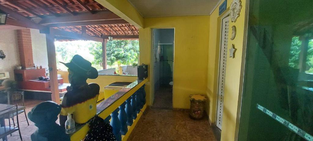 Fazenda, Ravena, 3 Quartos, 0 Vaga, 3 Suítes