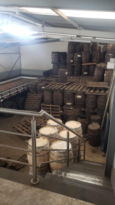 Galpão, Das Industrias I (barreiro), 0 Quarto, 0 Vaga