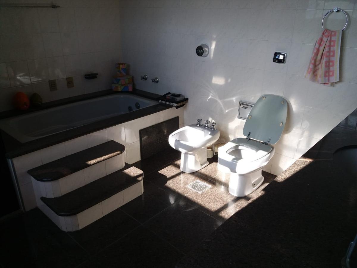 Casa, Centro, 3 Quartos, 1 Vaga, 1 Suíte