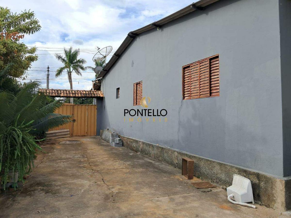Casa, Fazenda Velha, 3 Quartos, 2 Vagas