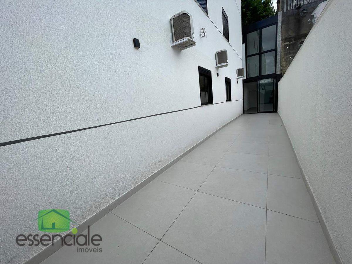 Apartamento, Centro, 3 Quartos, 6 Vagas, 2 Suítes