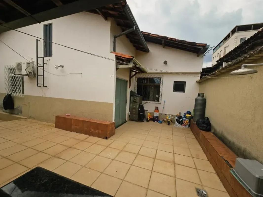 Casa, Serrano, 4 Quartos, 4 Vagas, 2 Suítes