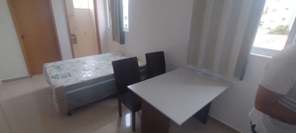 Quitinete, União, 1 Quarto, 1 Vaga