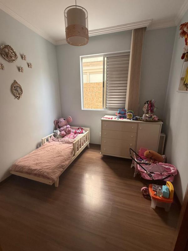 Apartamento, Castelo, 3 Quartos, 2 Vagas, 1 Suíte