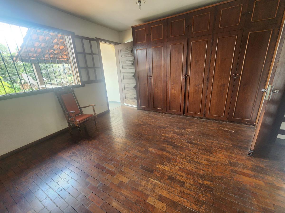 Casa, Coqueiros, 4 Quartos, 2 Vagas, 1 Suíte