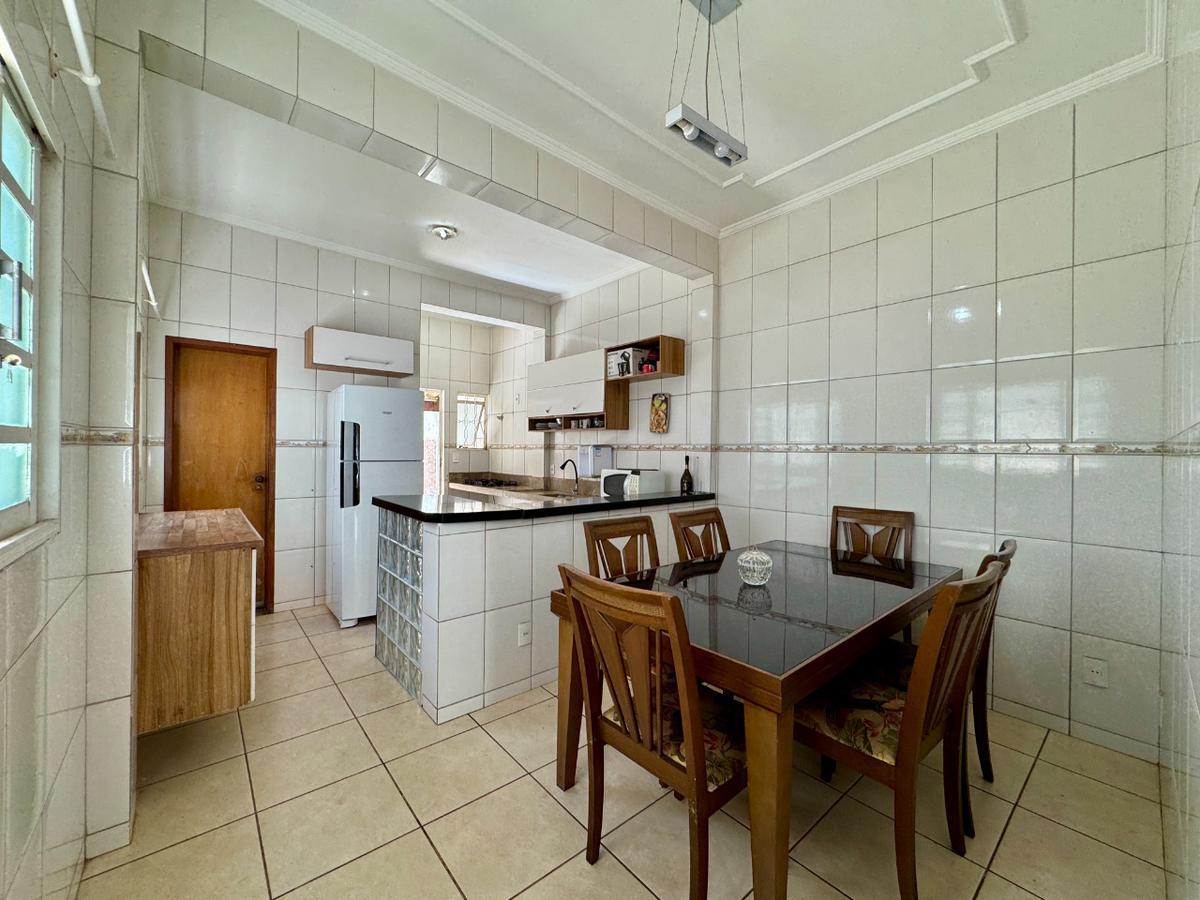 Casa, Goiânia, 3 Quartos, 3 Vagas, 2 Suítes
