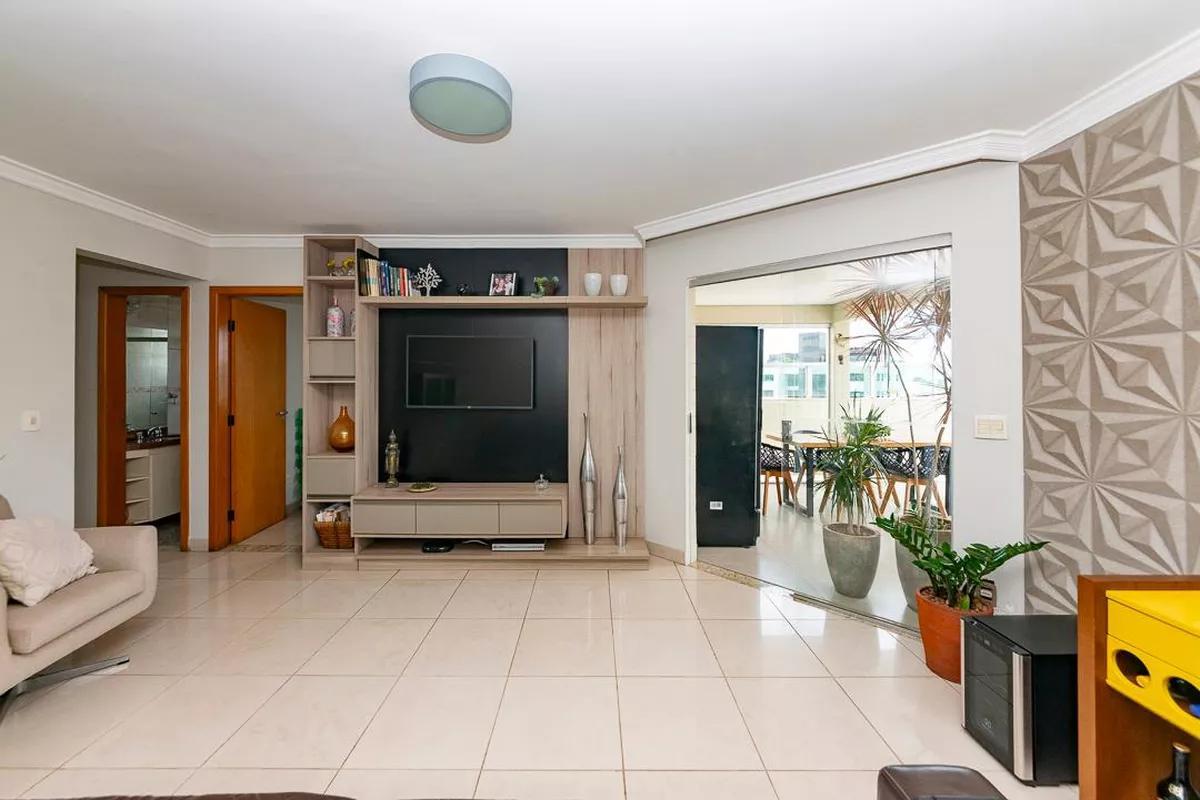 Cobertura, Prado, 4 Quartos, 2 Vagas, 1 Suíte