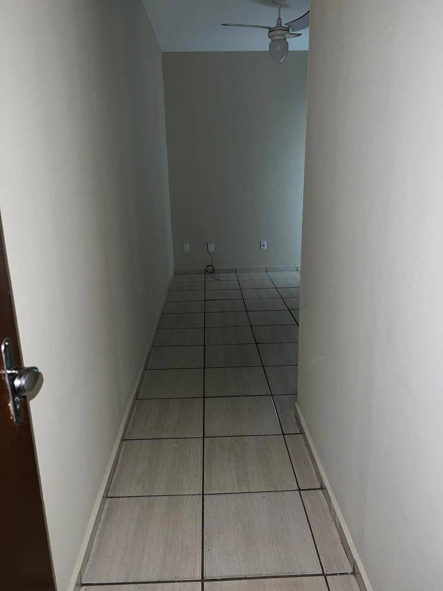 Apartamento, Santa Cruz, 2 Quartos, 0 Vaga