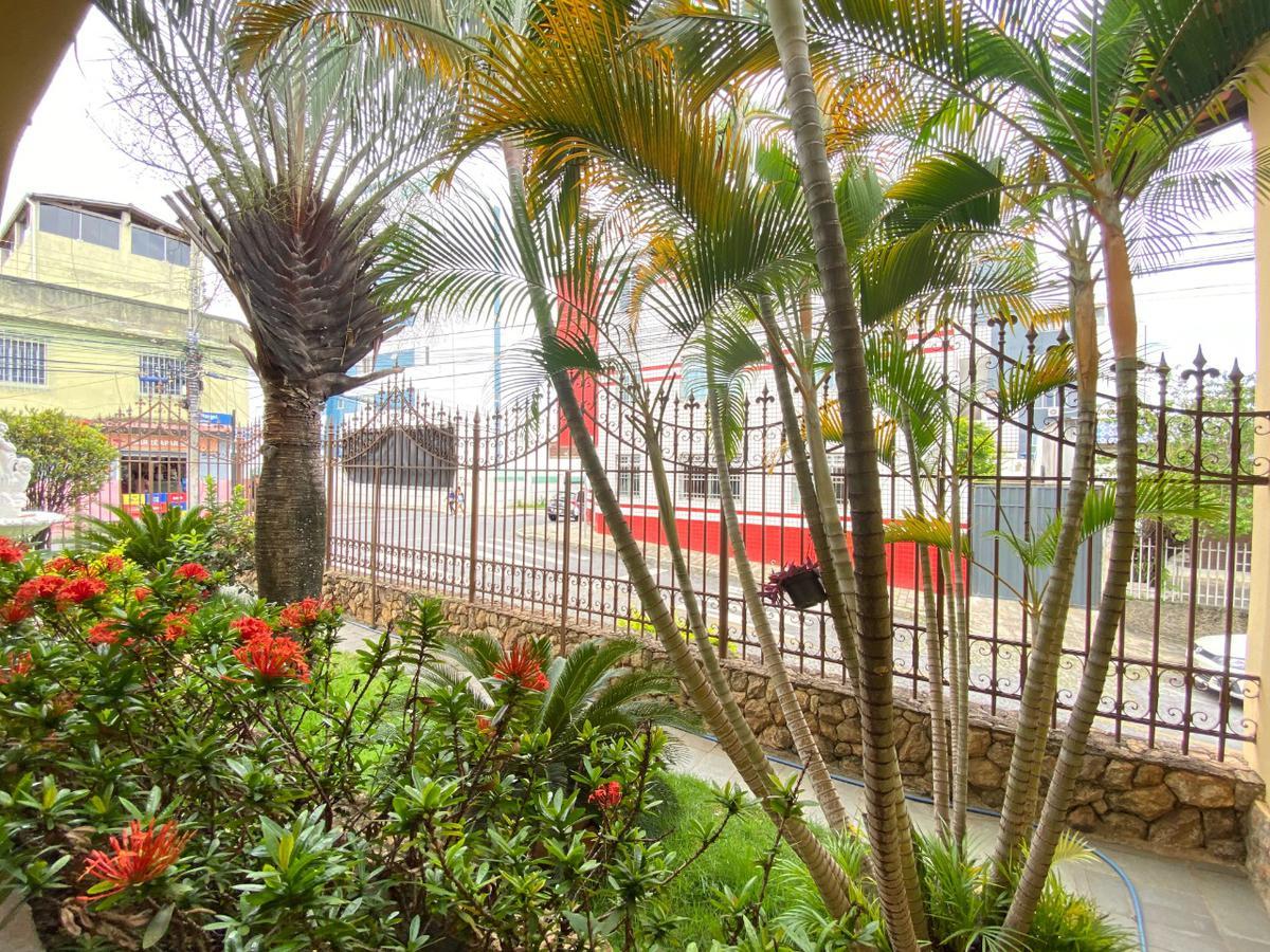 Casa, Sagrada Família, 7 Quartos, 4 Vagas, 2 Suítes