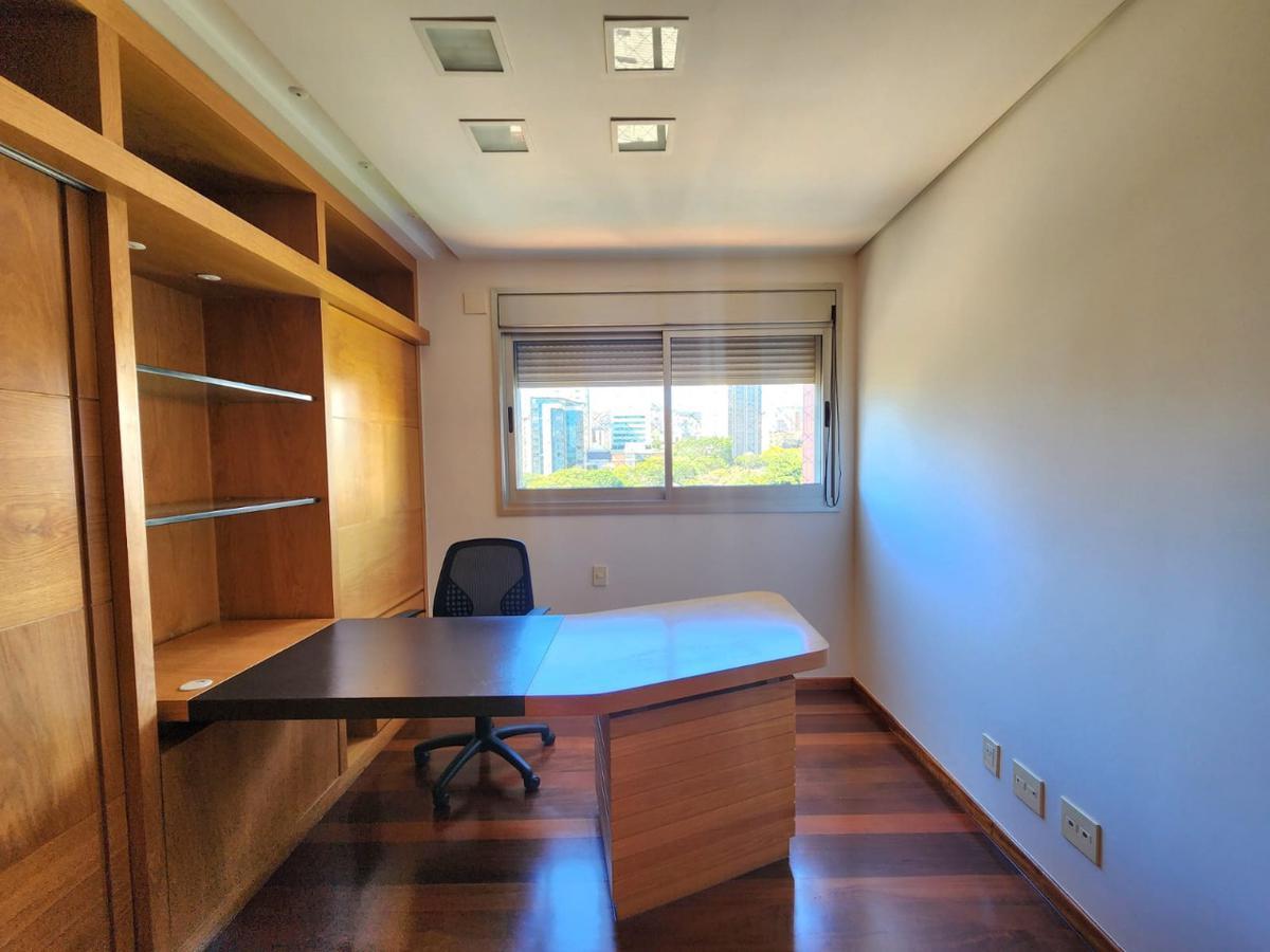 Apartamento, Funcionários, 4 Quartos, 3 Vagas, 2 Suítes
