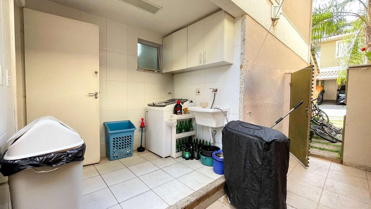 Casa, Buritis, 4 Quartos, 2 Vagas, 1 Suíte