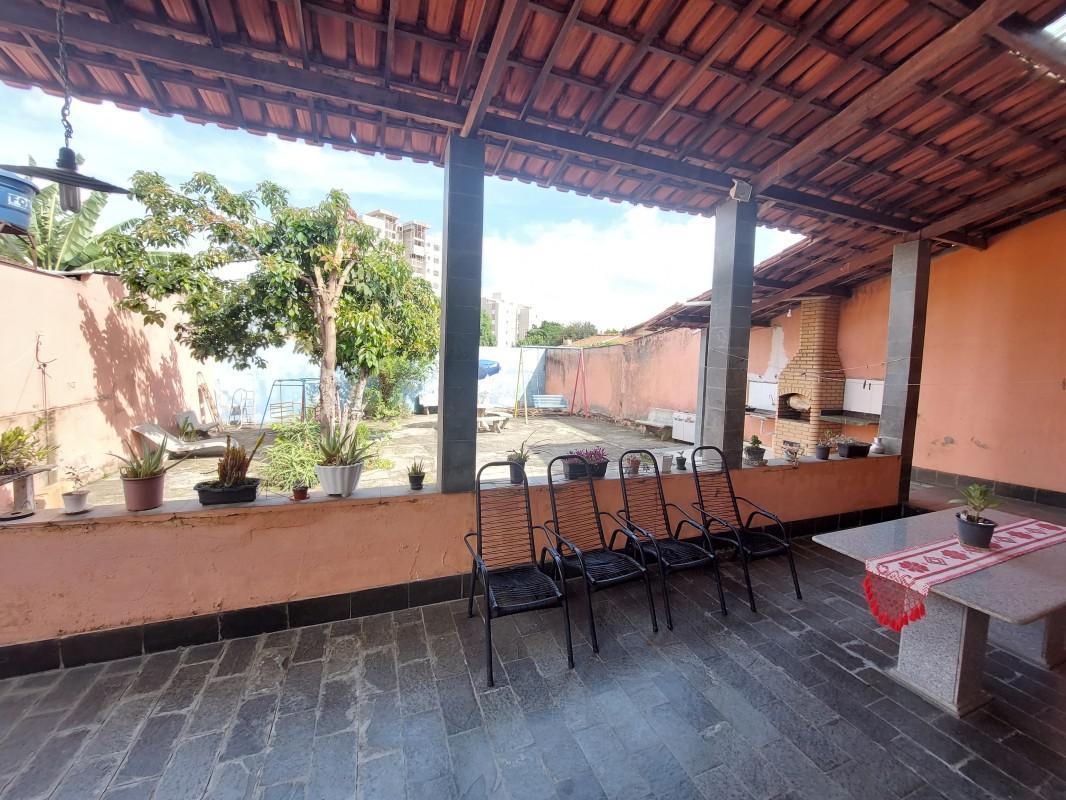 Casa, Serrano, 2 Quartos, 2 Vagas, 1 Suíte