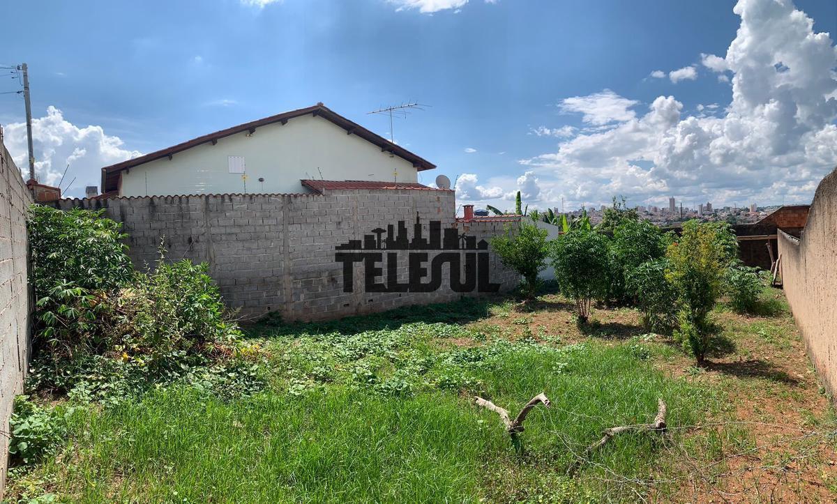 Lote, Jardim Sion, 0 Quarto, 0 Vaga