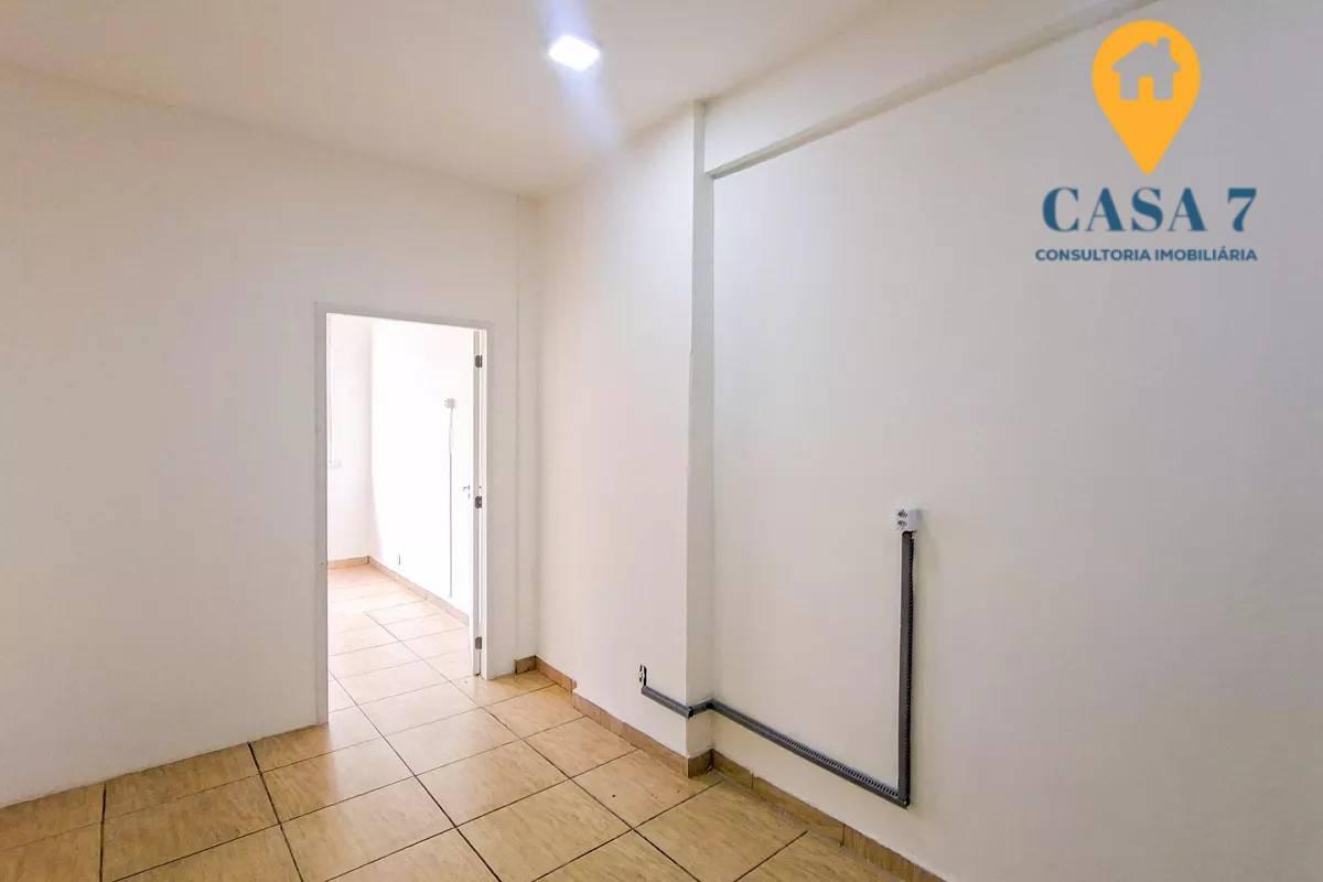 Apartamento, Centro, 2 Quartos, 0 Vaga