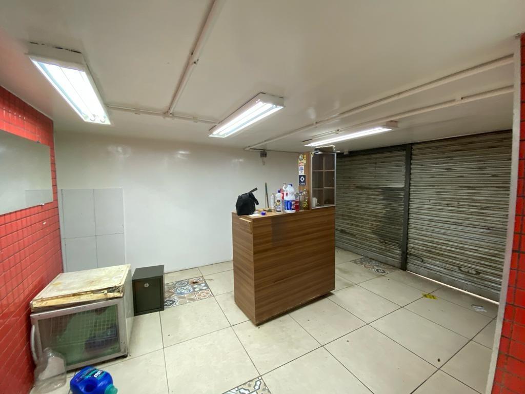 Andar, Centro, 0 Quarto, 0 Vaga