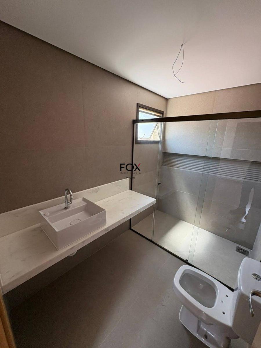 Apartamento, Esplanada, 4 Quartos, 2 Vagas, 1 Suíte