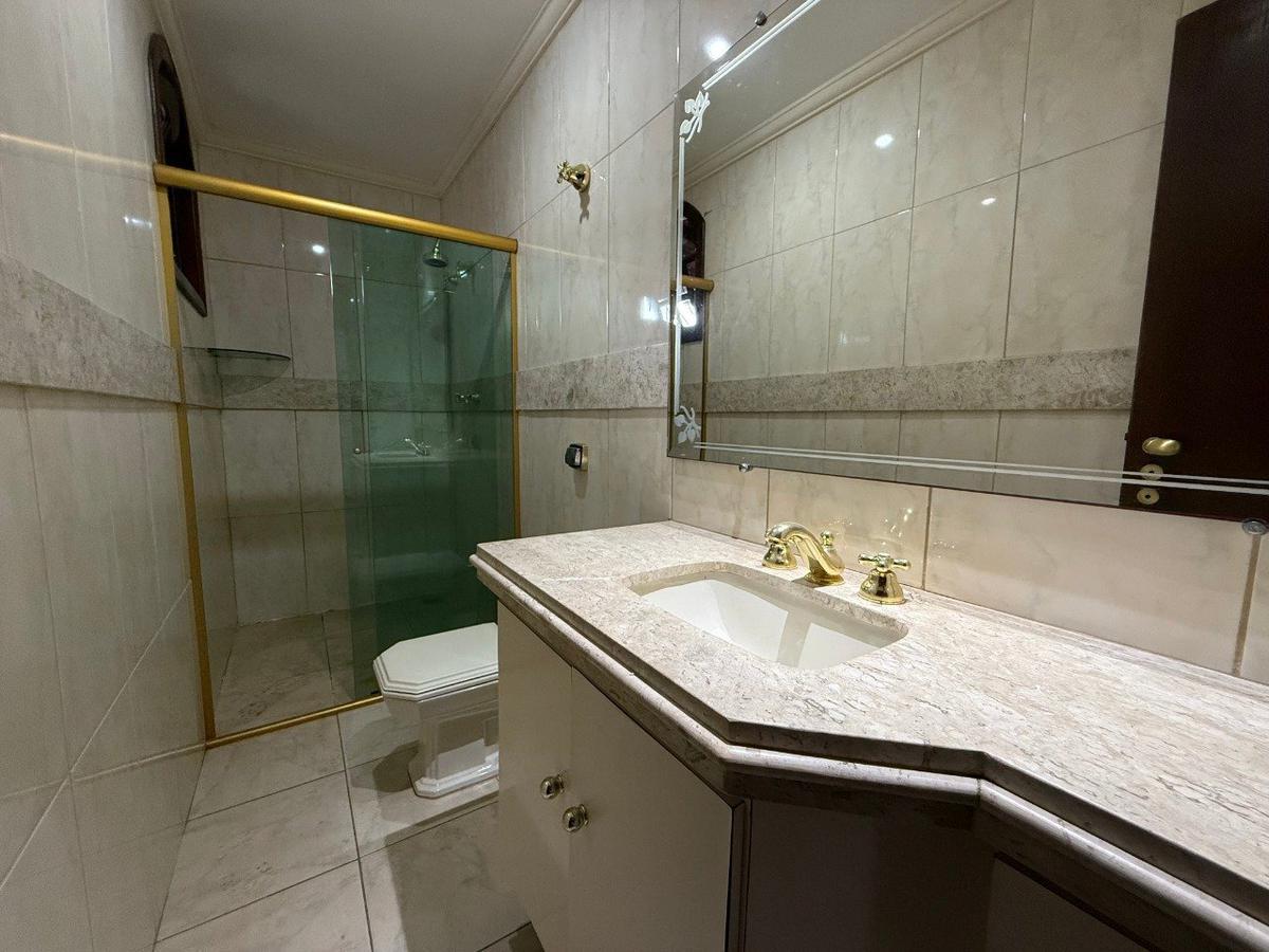 Casa, Planalto, 4 Quartos, 3 Vagas, 2 Suítes