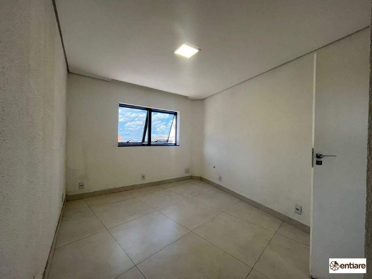 Sala, Luxemburgo, 0 Quarto, 0 Vaga