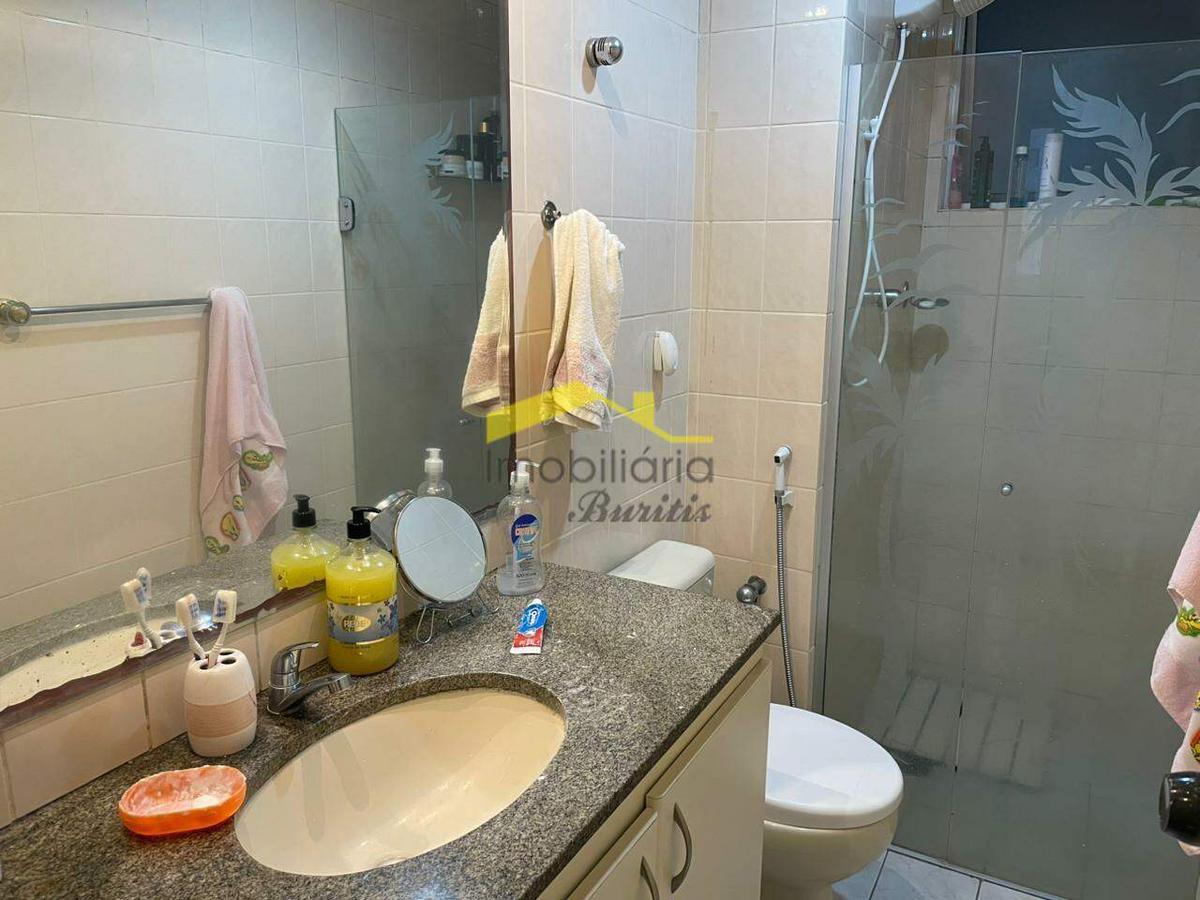 Apartamento, Estoril, 3 Quartos, 2 Vagas, 1 Suíte