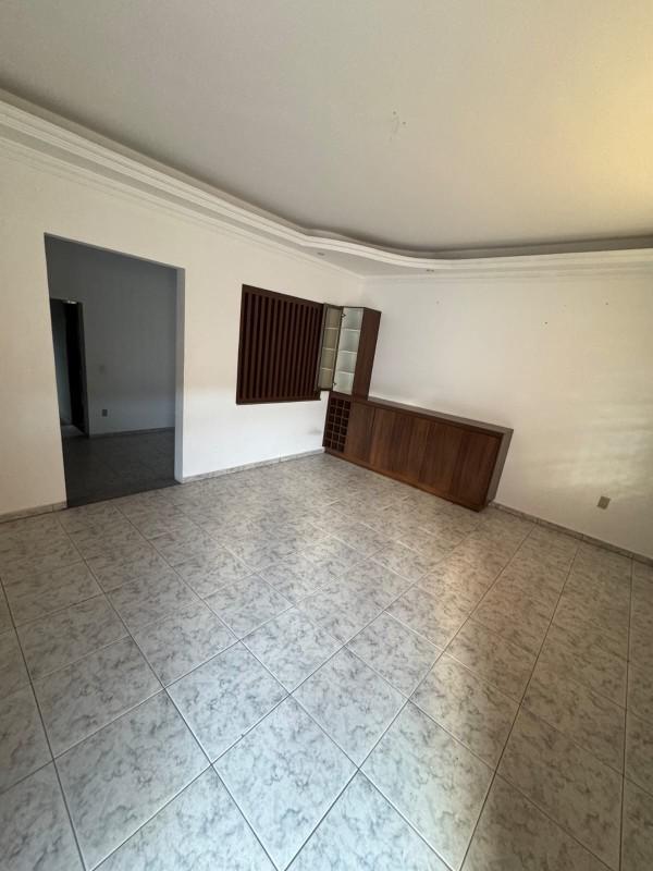 Casa, Bom Retiro, 3 Quartos, 4 Vagas, 1 Suíte