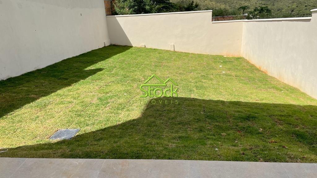 Casa, Shalimar, 3 Quartos, 2 Vagas, 1 Suíte