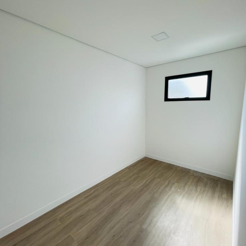 Casa, Trevo, 4 Quartos, 4 Vagas, 3 Suítes