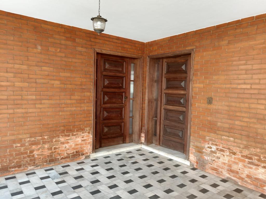 Casa, Gutierrez, 5 Quartos, 4 Vagas, 1 Suíte