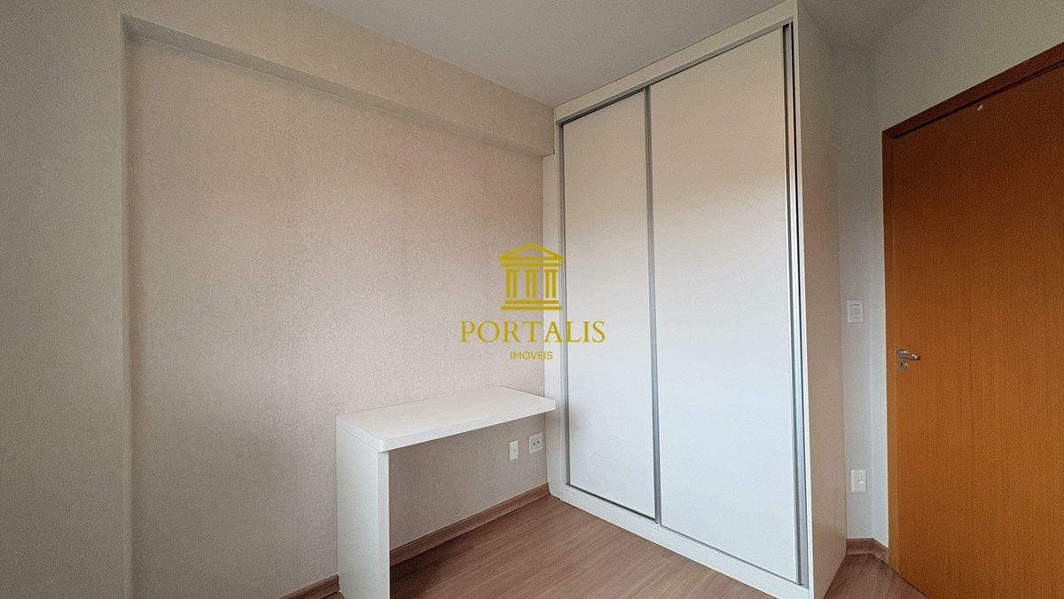 Apartamento, Sagrada Família, 3 Quartos, 2 Vagas, 1 Suíte