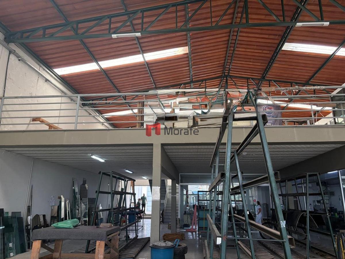 Galpão, Paquetá, 0 Quarto, 7 Vagas