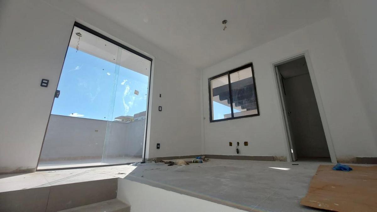 Cobertura, Sagrada Família, 3 Quartos, 2 Vagas, 1 Suíte