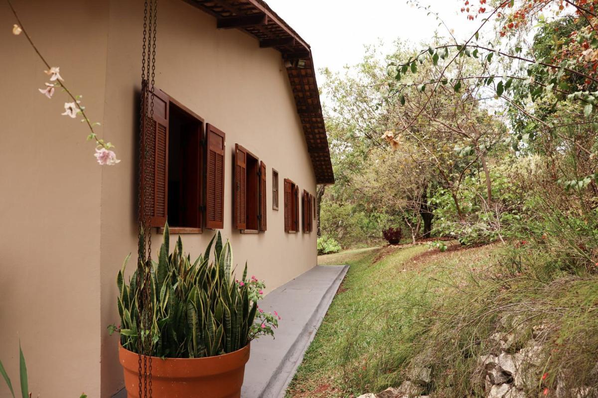 Fazenda, Parque Jardim Encantado, 4 Quartos, 4 Vagas, 1 Suíte