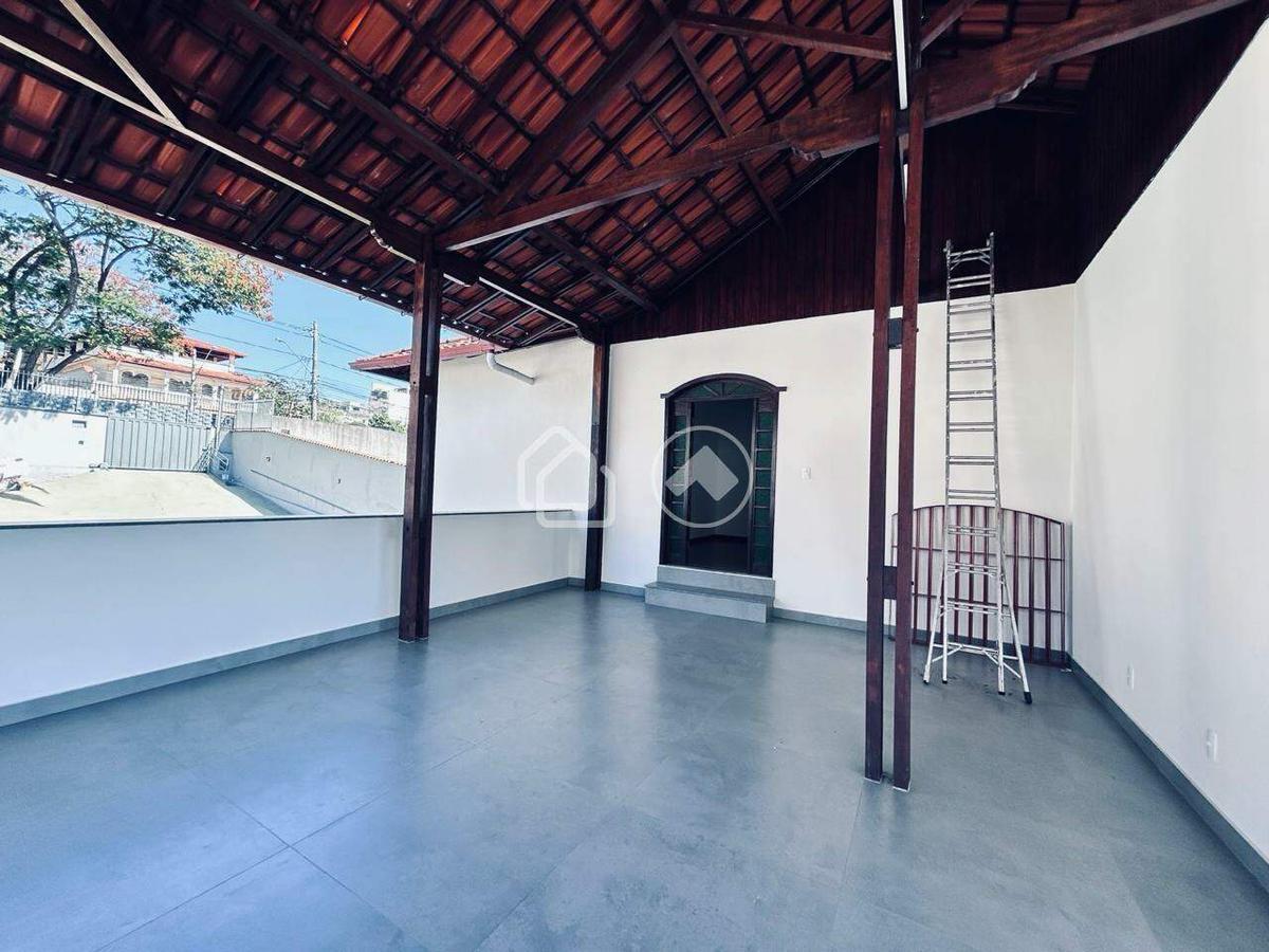Casa, Palmeiras, 5 Quartos, 10 Vagas, 2 Suítes