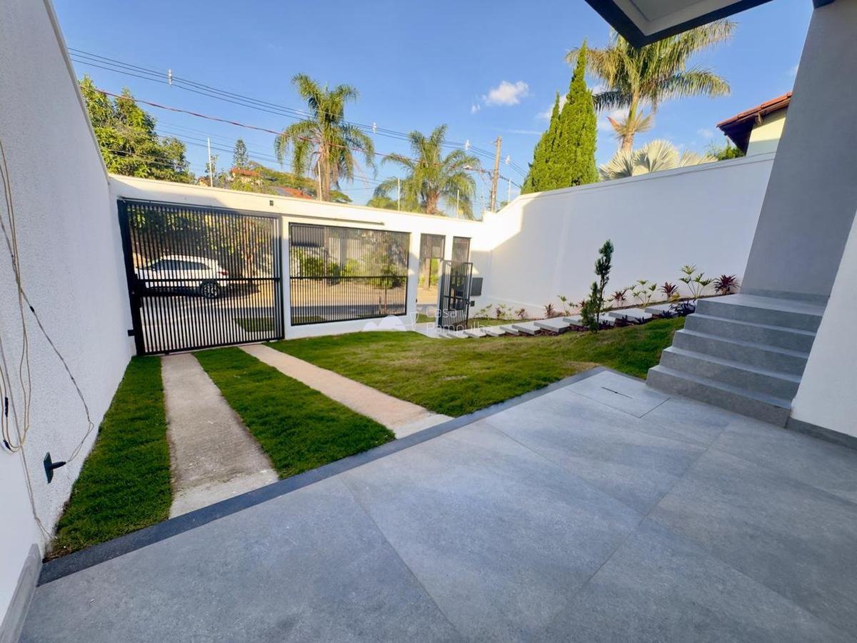 Casa, Trevo, 4 Quartos, 3 Vagas, 3 Suítes