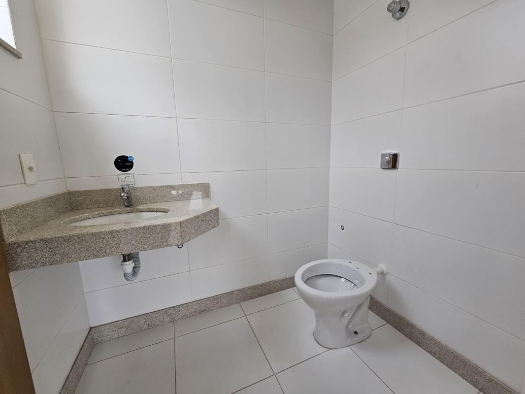 Sala, Estoril, 1 Quarto, 0 Vaga