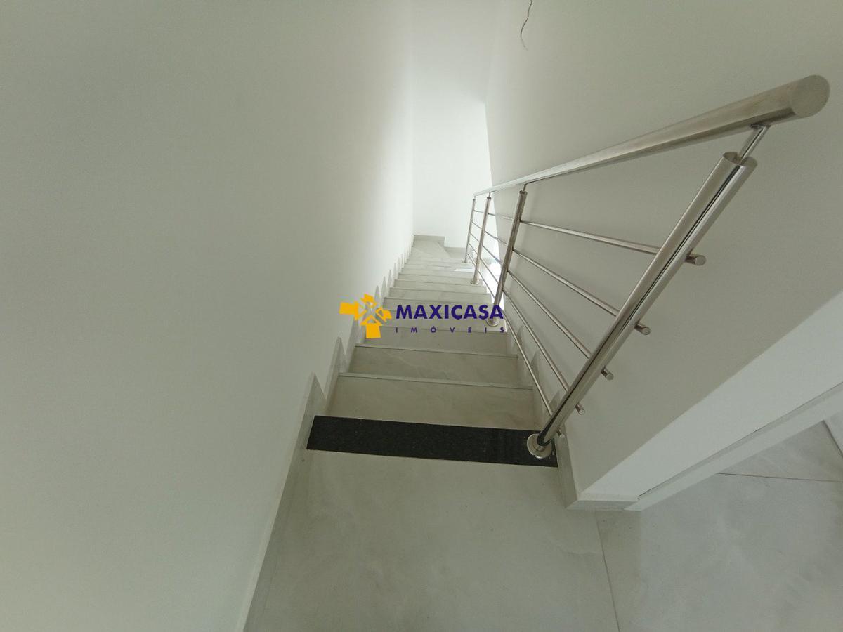 Casa, Planalto, 2 Quartos, 1 Vaga, 2 Suítes