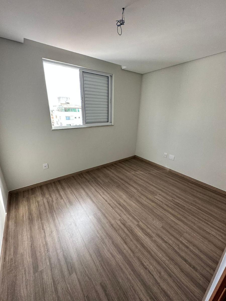 Apartamento, Serrano, 4 Quartos, 3 Vagas, 1 Suíte