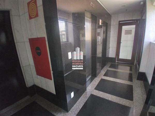 Prédio, Centro, 4 Vagas