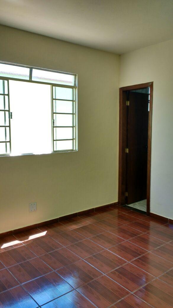 Casa, Betânia, 3 Quartos, 2 Vagas, 1 Suíte