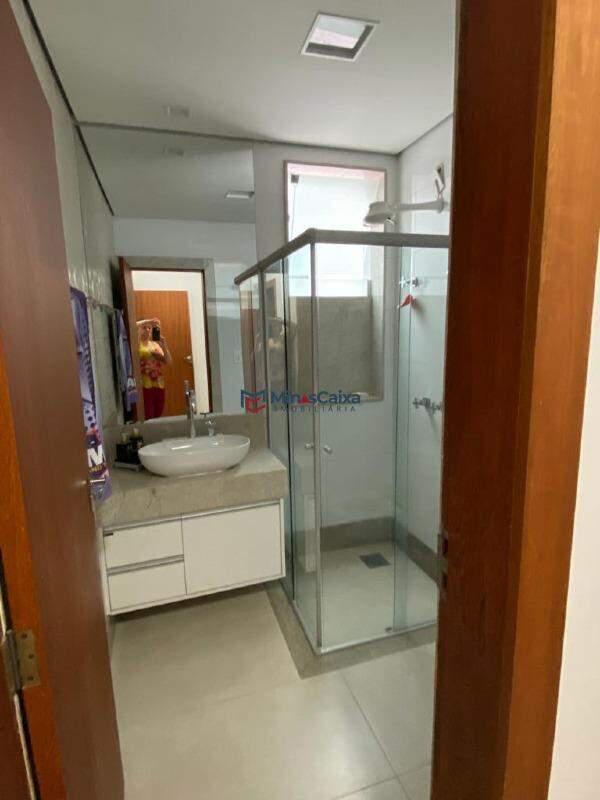 Apartamento, Funcionários, 3 Quartos, 3 Vagas, 2 Suítes