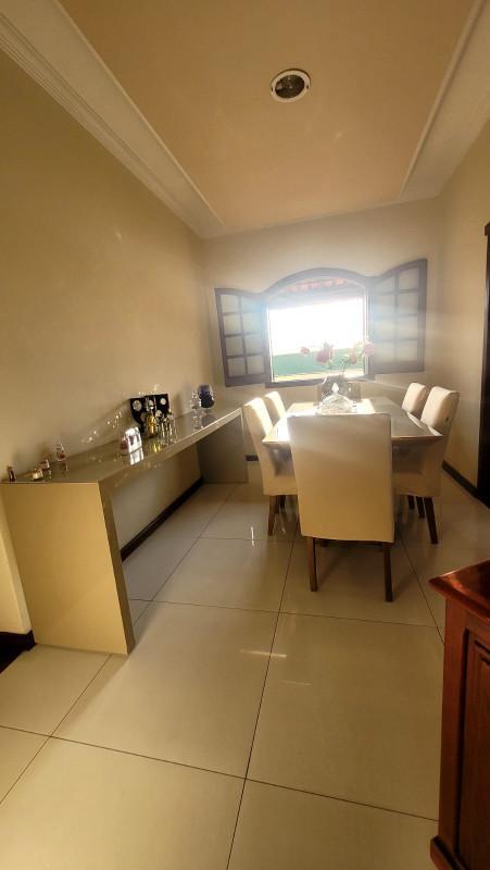 Casa, Paquetá, 3 Quartos, 3 Vagas, 1 Suíte