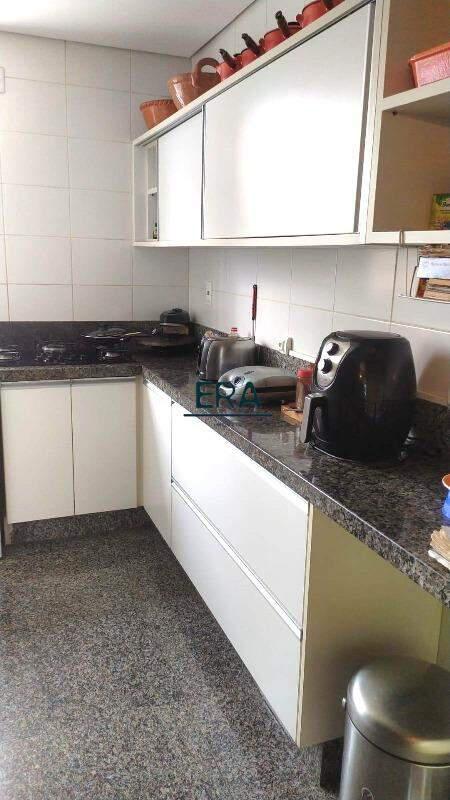 Apartamento, Sion, 4 Quartos, 2 Vagas, 1 Suíte