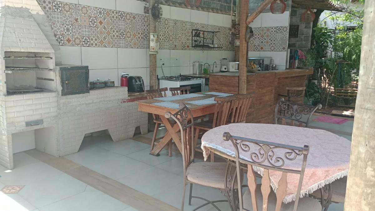 Casa, Vista Alegre, 2 Quartos, 2 Vagas