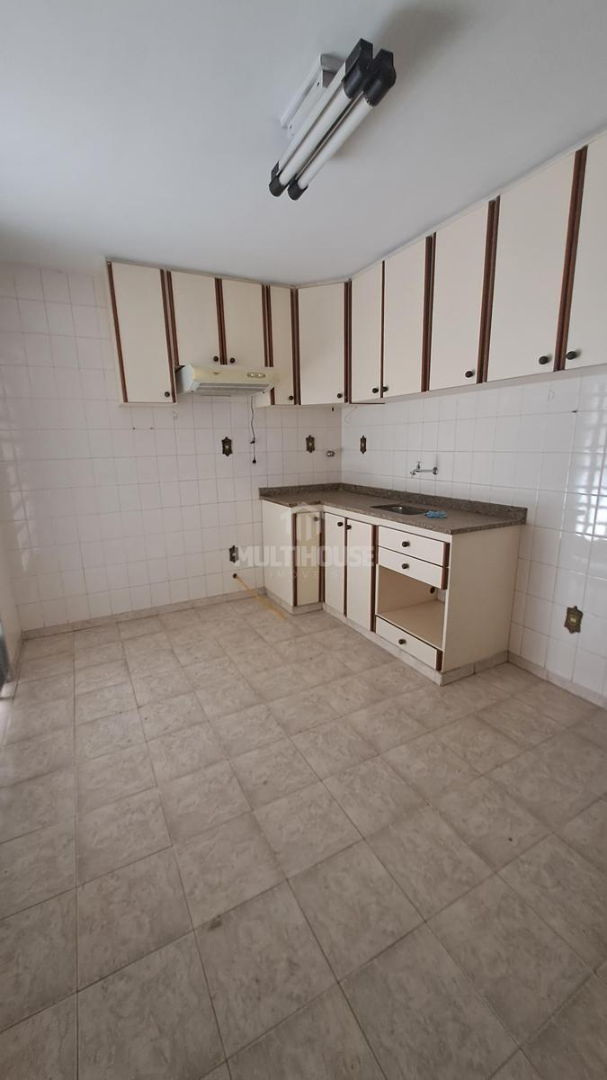 Casa, Itapoã, 2 Quartos, 6 Vagas, 1 Suíte
