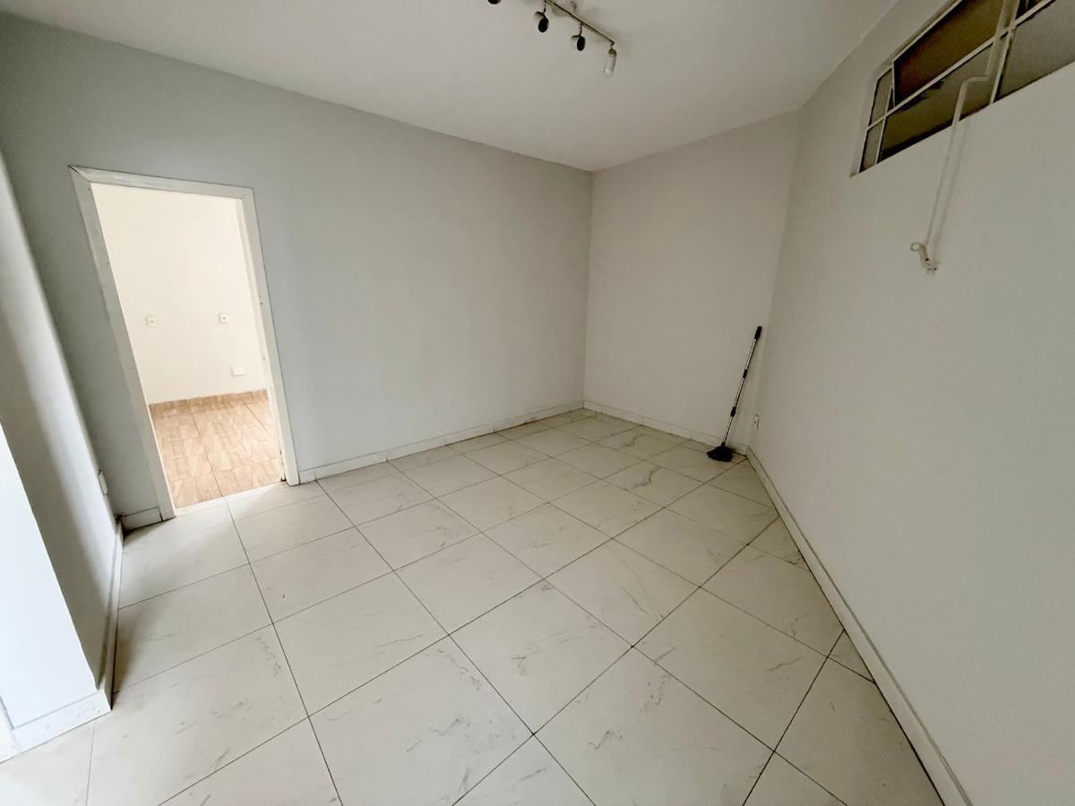 Sala, Santa Mônica, 0 Quarto, 0 Vaga