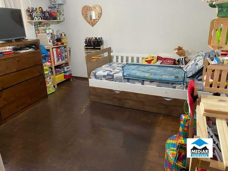 Casa, Cidade Nova, 4 Quartos, 2 Vagas, 1 Suíte