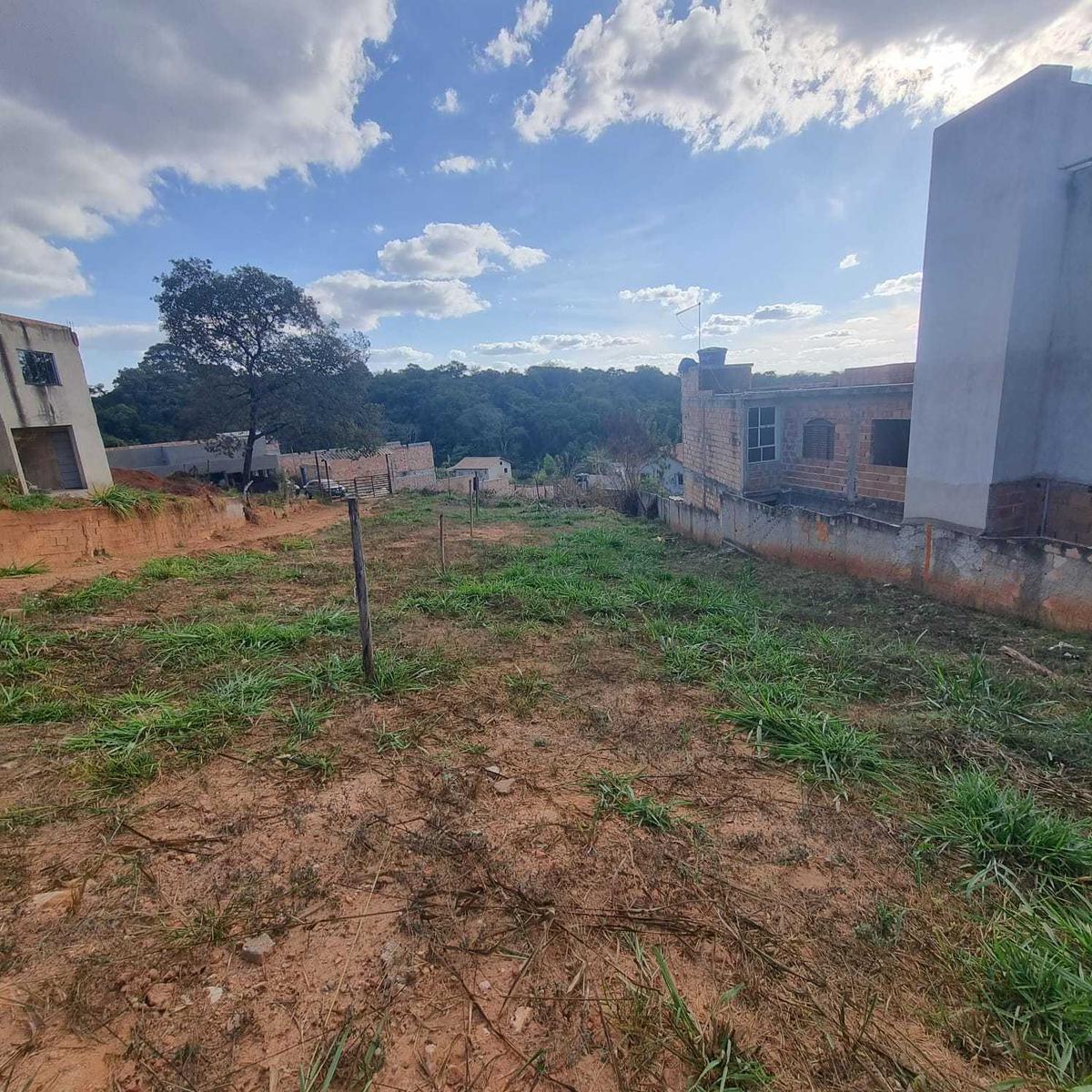 Lote, Colonial, 0 Quarto, 0 Vaga
