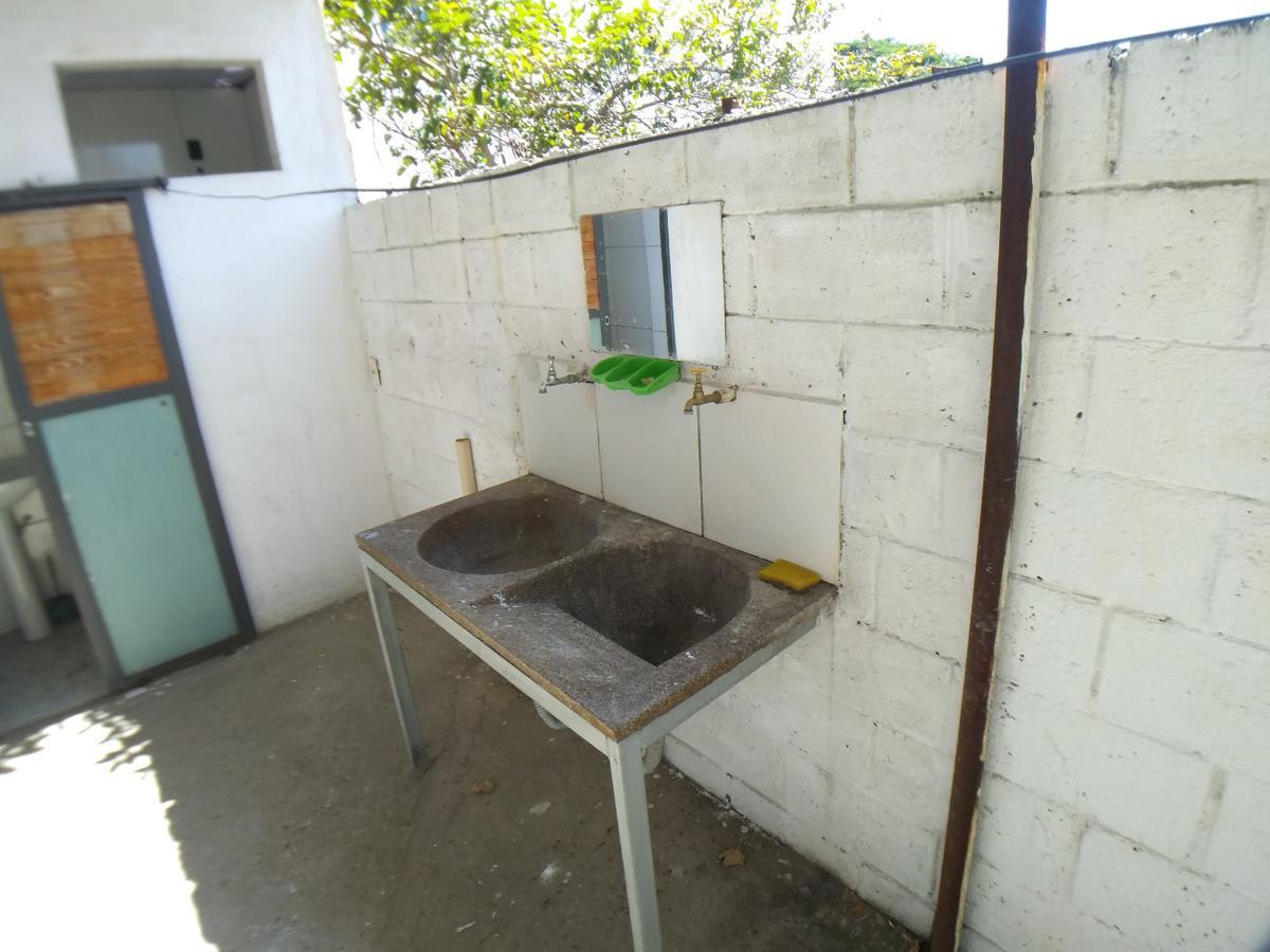 Casa, Santa Branca, 2 Quartos, 1 Vaga