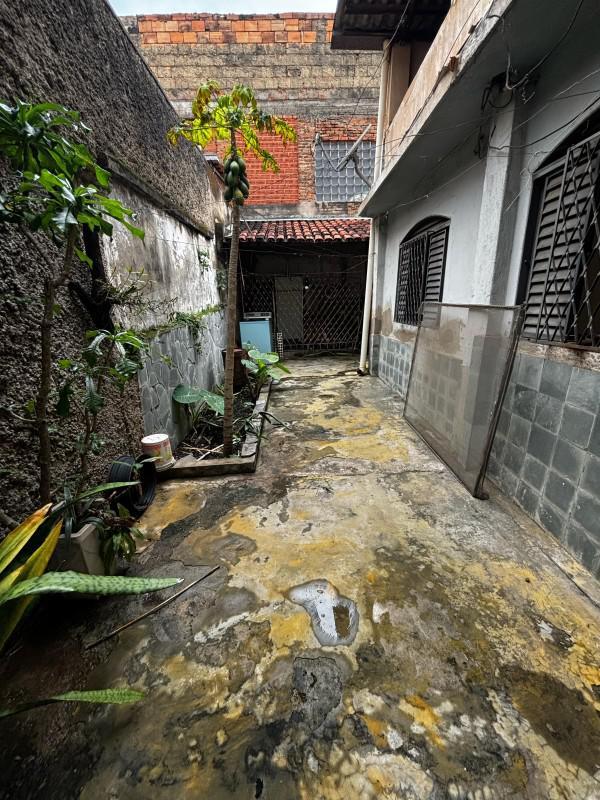 Casa, Sagrada Família, 3 Quartos, 4 Vagas, 1 Suíte