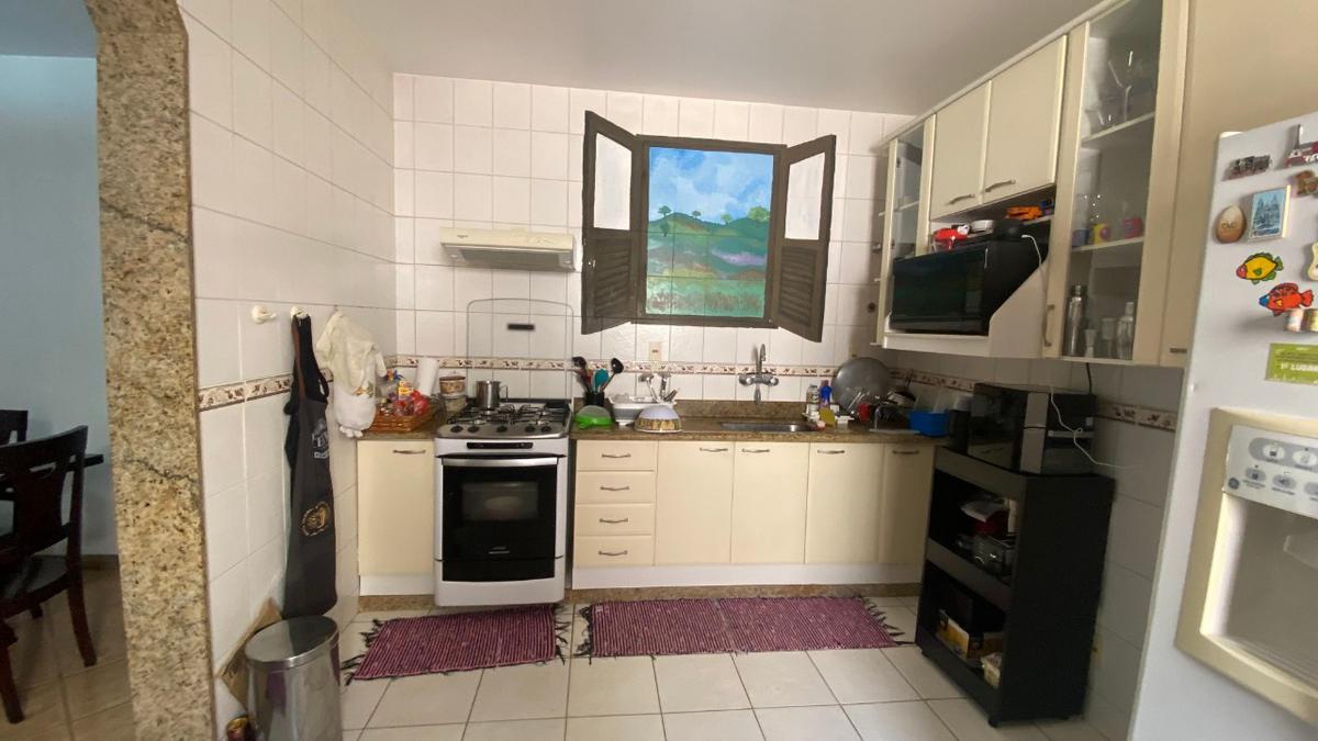 Casa, Álvaro Camargos, 4 Quartos, 2 Vagas, 1 Suíte